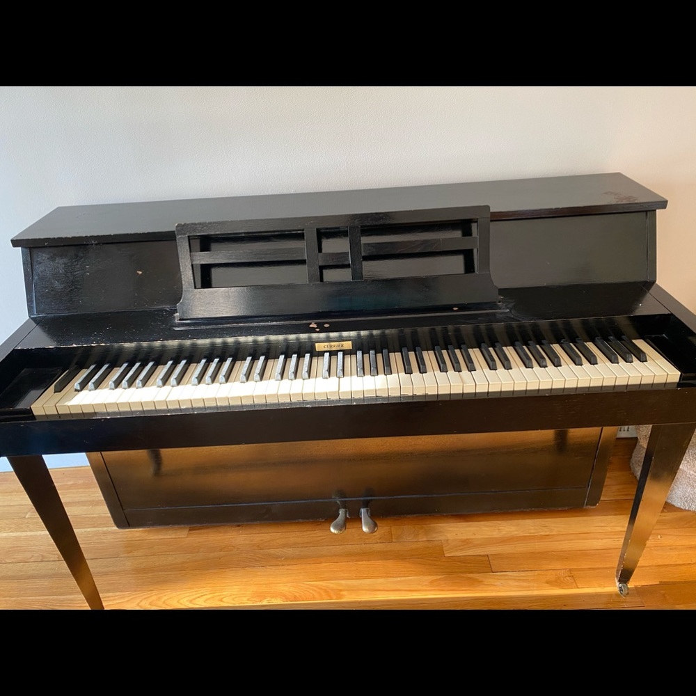 Black Piano needs a little tuning